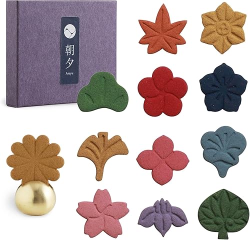Juego de incienso prensado en forma de flor con soporte de latón (12PCS) por Asayu Japan