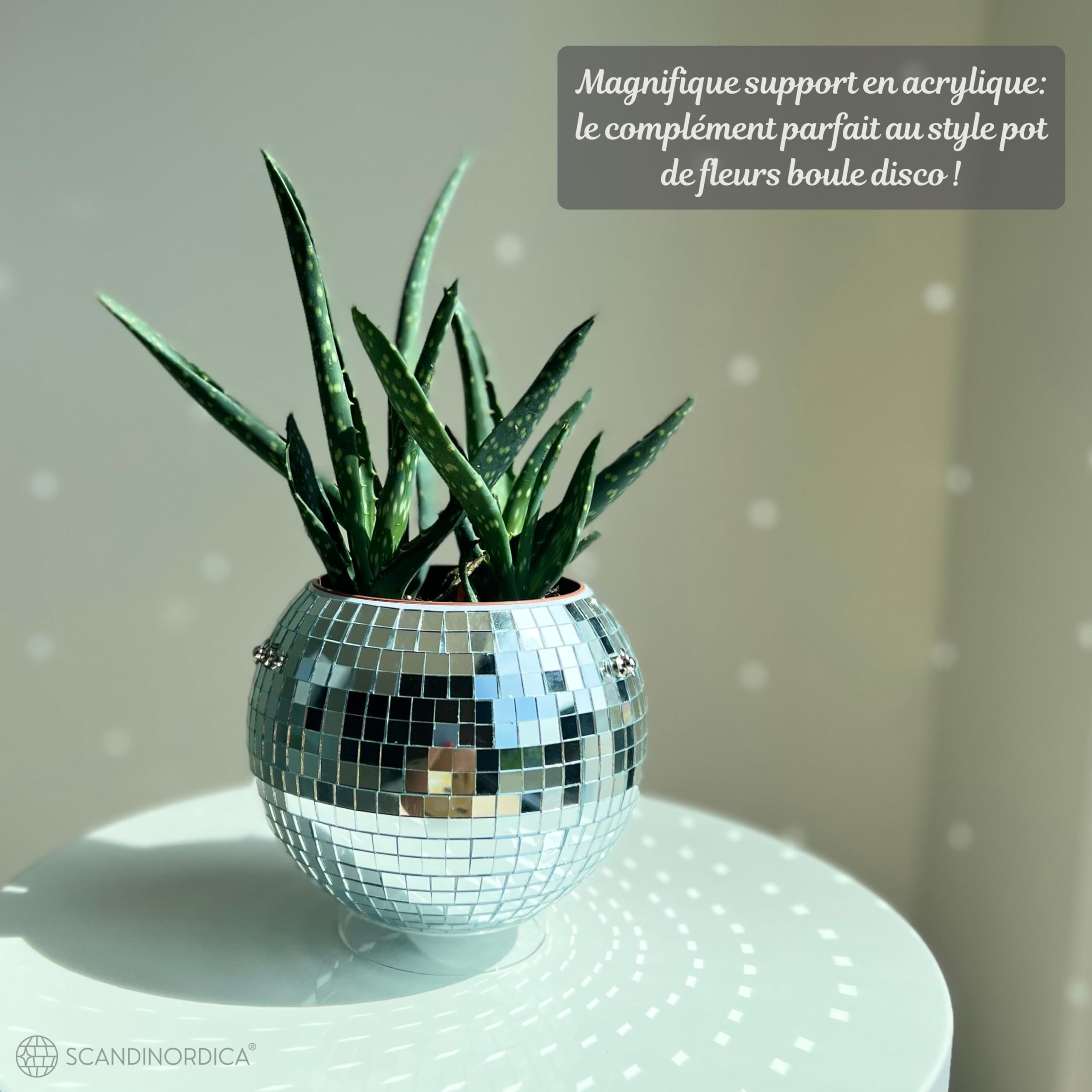 SCANDINORDICA Jardinière Boule Disco – Pot de Fleurs Boule à facettes avec chaîne et Corde en macramé, Boule a Facette, Cadeaux Femmes | Décoration d’intérieur – 15 cm Argent