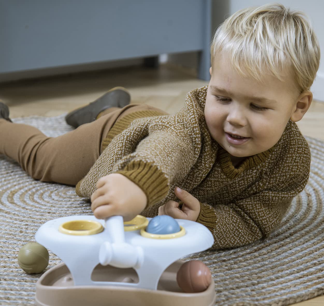 Dantoy Tiny Bio - Banc à marteler - stimule la motricité Fine