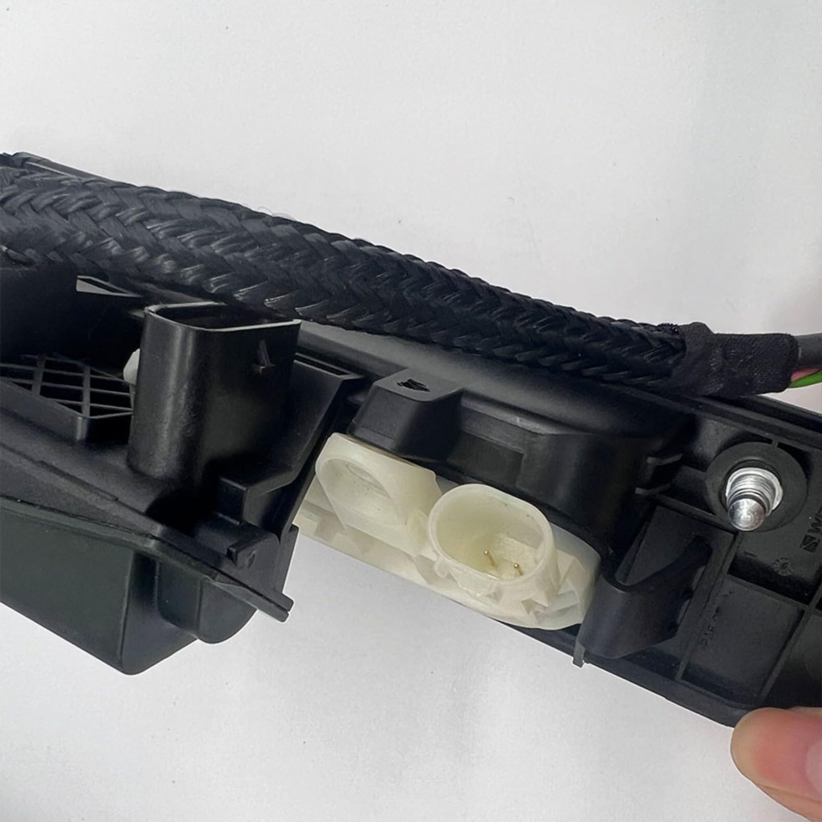 Empuñadura de portón trasero con cámara de marcha atrás para Mercedes Benz A W176 C CLA GLA X156 GLC GLE ML W166 A1667500993