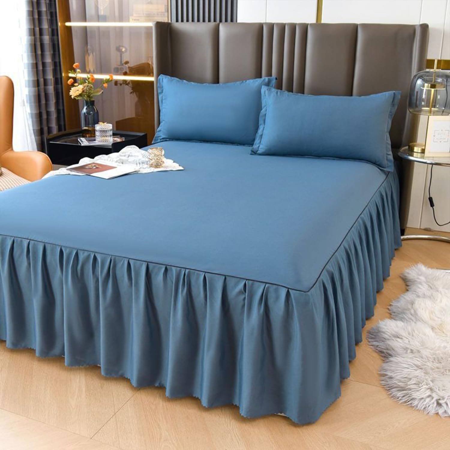 Jupe de lit antidérapante pour une chambre d'amis accueillante et moderne