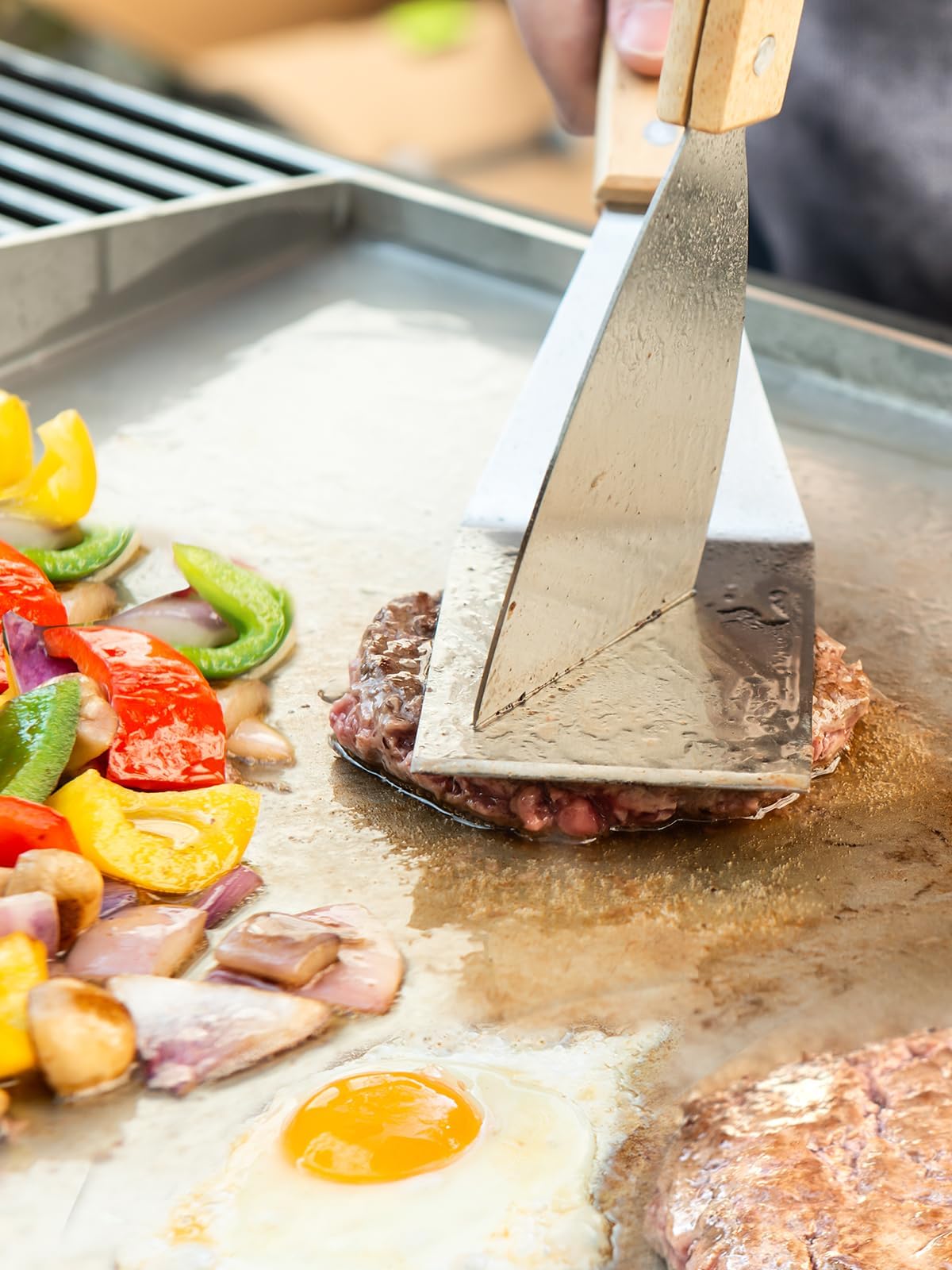 Youyijia Piastra per Barbecue Plancha in Acciaio Inox Massiccio da 4 mm con 2 Griglie e una Spazzola, Griglia a Gas con Angoli Sigillati, Perfetta per Barbecue a Gas e a Carbonella