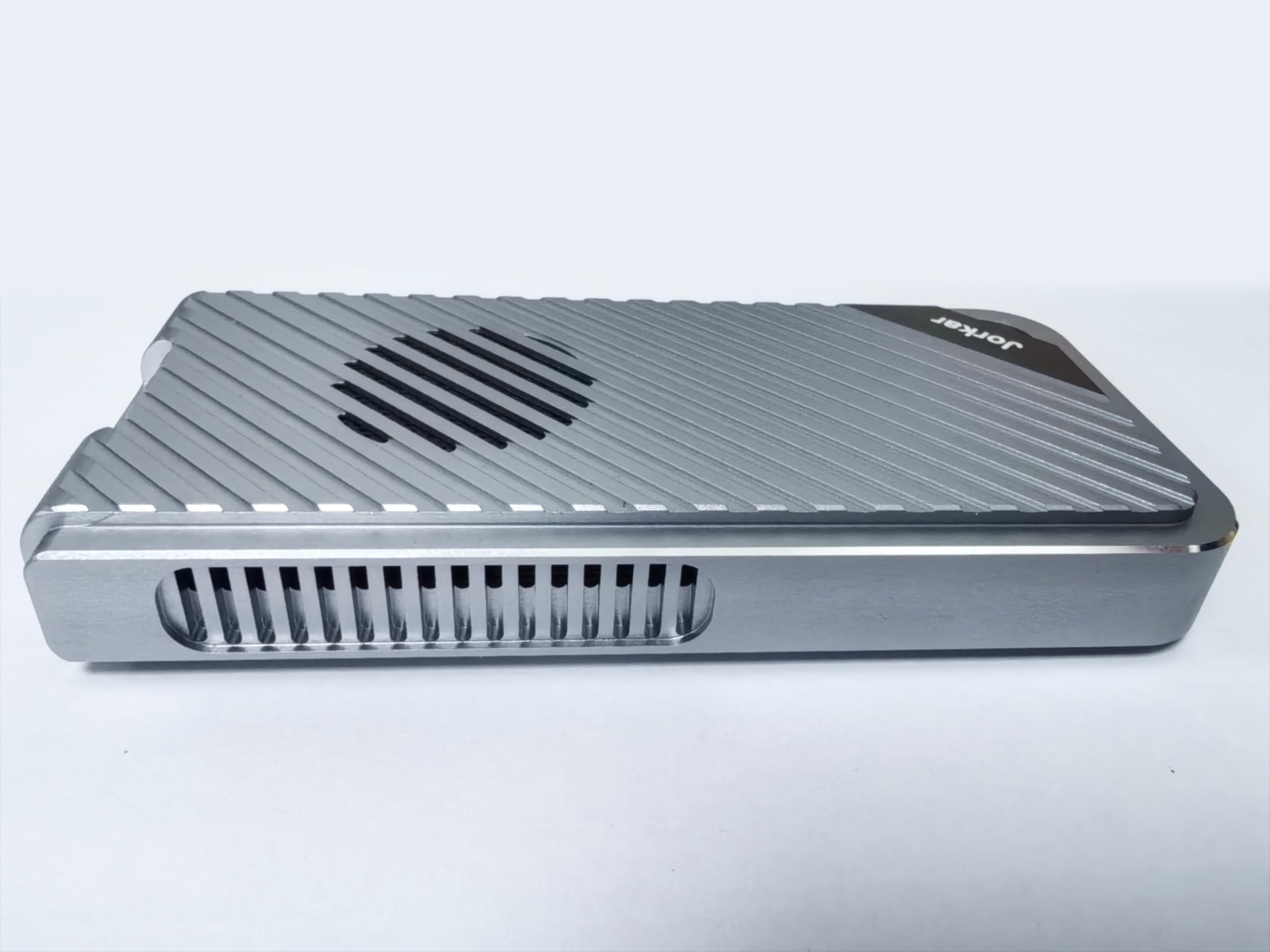 Jorkar Scatola SSD NVMe Esterno Lettore 40Gbps con Ventola, Compatibile con Thunderbolt 4/3, USB4/3.1/3.0, Scatola in Alluminio M.2 a USB-C, 2280 M-Key PCIe (NO SSD)