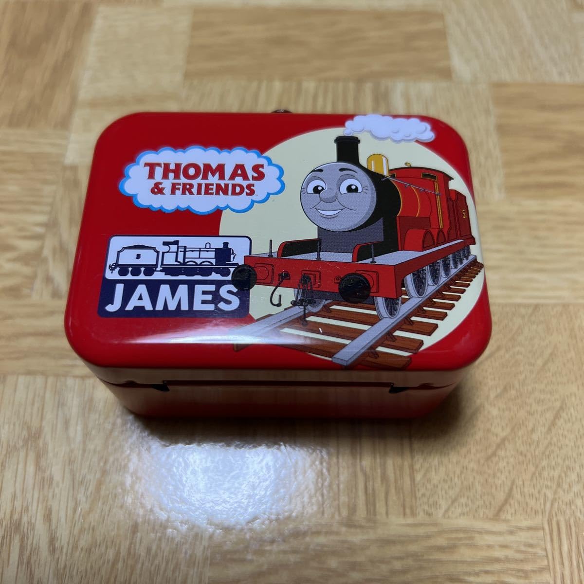 Amazon.co.jp: きかんしゃトーマス ミニ トランク缶 ジェームス ケース 