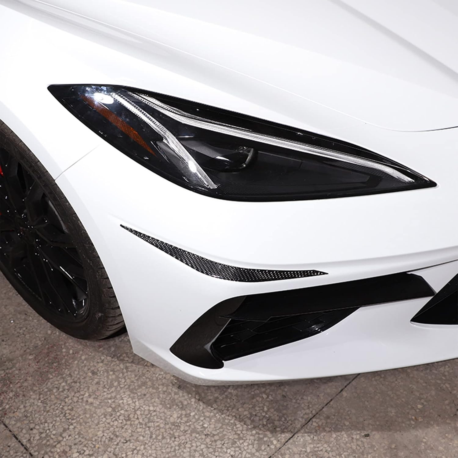 Soft 3D Real Carbon Fiber Car Front Bumper Corner Cover Trim Sticker Trim Compatible with Corvette C8 Stingray Z06 Z51 2020 2021 2022 2023 Interior Decoration Accessories (Black)
