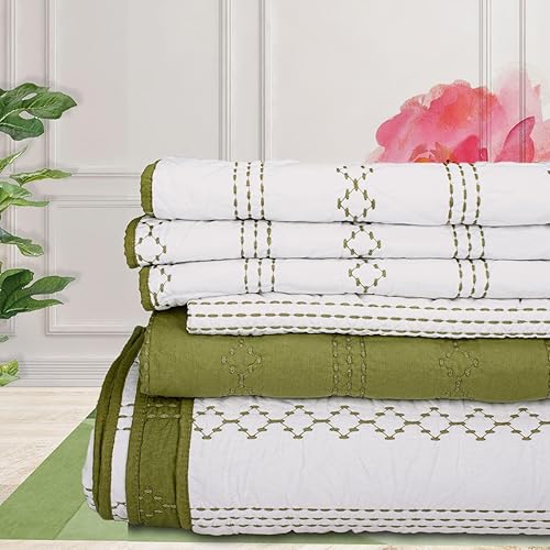 Querencia Colcha reversible en verde y blanco tamaño King, colcha bordada 100% algodón, edredón de rayas de granja, juego de ropa de cama bohemio