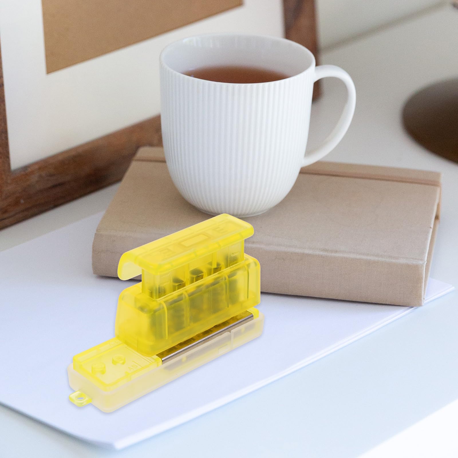 LALAFINA 4pezzi Punzonatrice Per Carta Trasparente Con Manico Ergonomico Perfetta Per Progetti Creativi e Rilegature Di Documenti Strumento Versatile Per Ufficio e Scuola