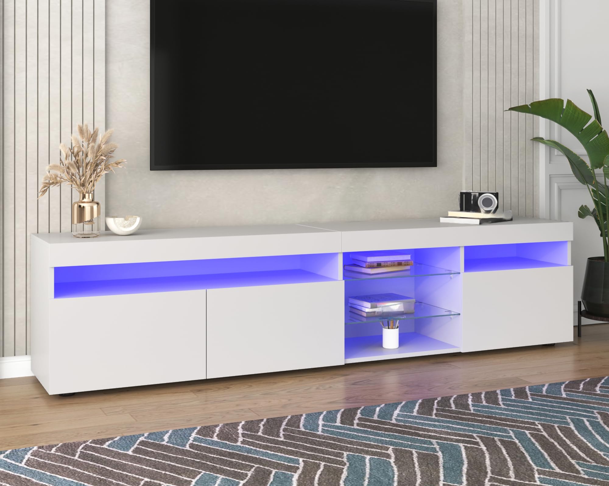 Mueble TV Blanco 180 cm Mesa Television con Frontal Alto Brillo y Luces LED Variables como Soporte Bajo con 3 Puertas y Estantes Cristal aplicable para Salón