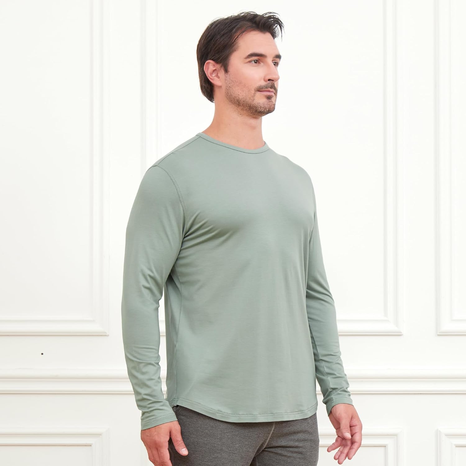 netdraw Men's Ultra-Soft Bamboo Viscose T-Shirt, Curved Hem Lightweight Cooling Cotton Blend Casual Tee - Image 2