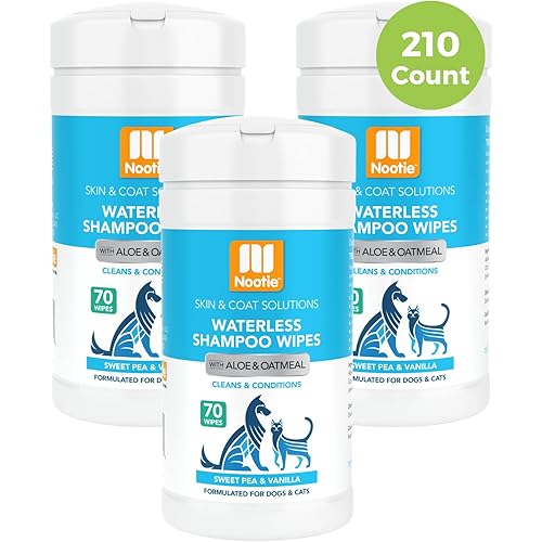 Nootie Waterless Shampoo Wipes for Dogs & Cats - Value Pack, 210 Count - Long Lasting Sweet Pea Vanilla Fragrance - Sold in Over 10,000 Vet Clinics and Pet Stores Worldwide, Made in USA