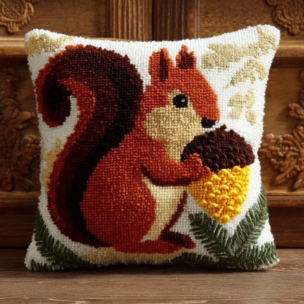 AxiangziK Creative Latch Hook Pillow Kit,Animal Squirrel