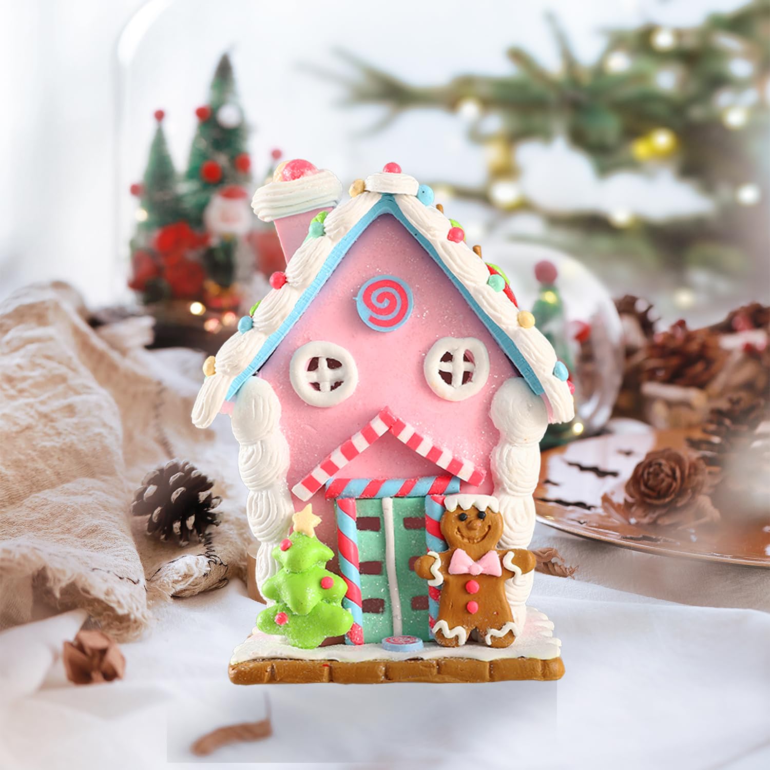 Sapin de Noël décoration à suspendre en argile rose pastel et maison miniature de table