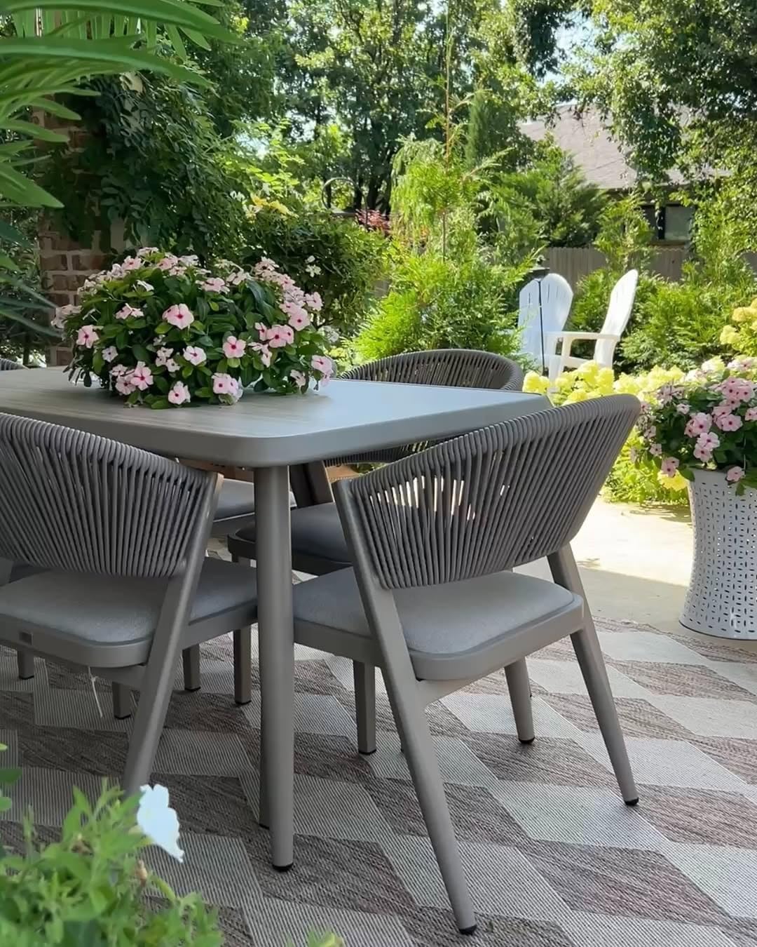 PURPLE LEAF 9 Pieces Outdoor Dining Set Patio Table and Chairs Set Aluminum Wicker Rattan Patio Furniture Set for Lawn Garden Backyard Champagne