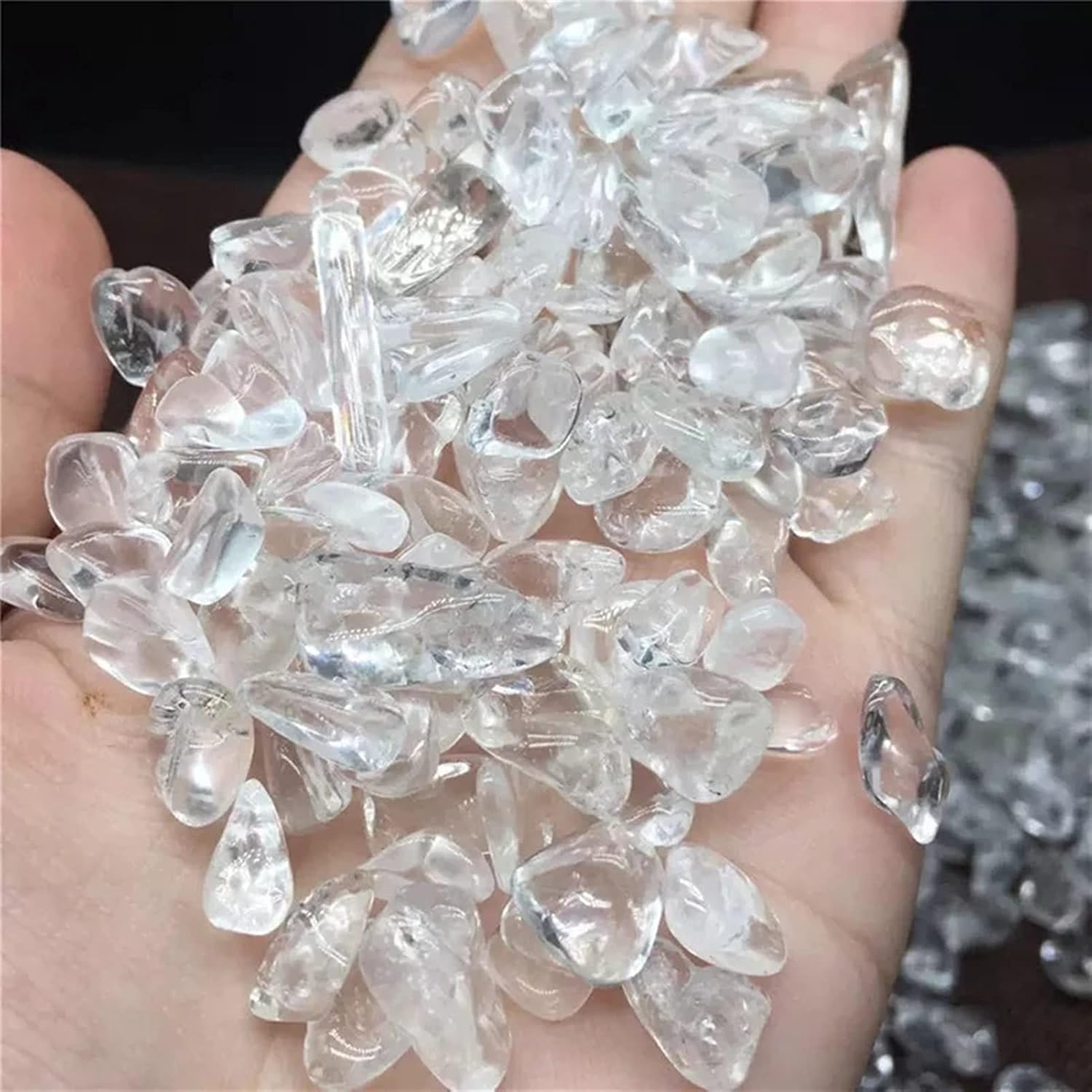 Minerals Stones Natural Beautiful Crystal Gravel White Crystal Quartz Sample Decoration Aquarium for Reiki Healing Energy Meditation Crystal Stones Decoration (Size : 1kg)