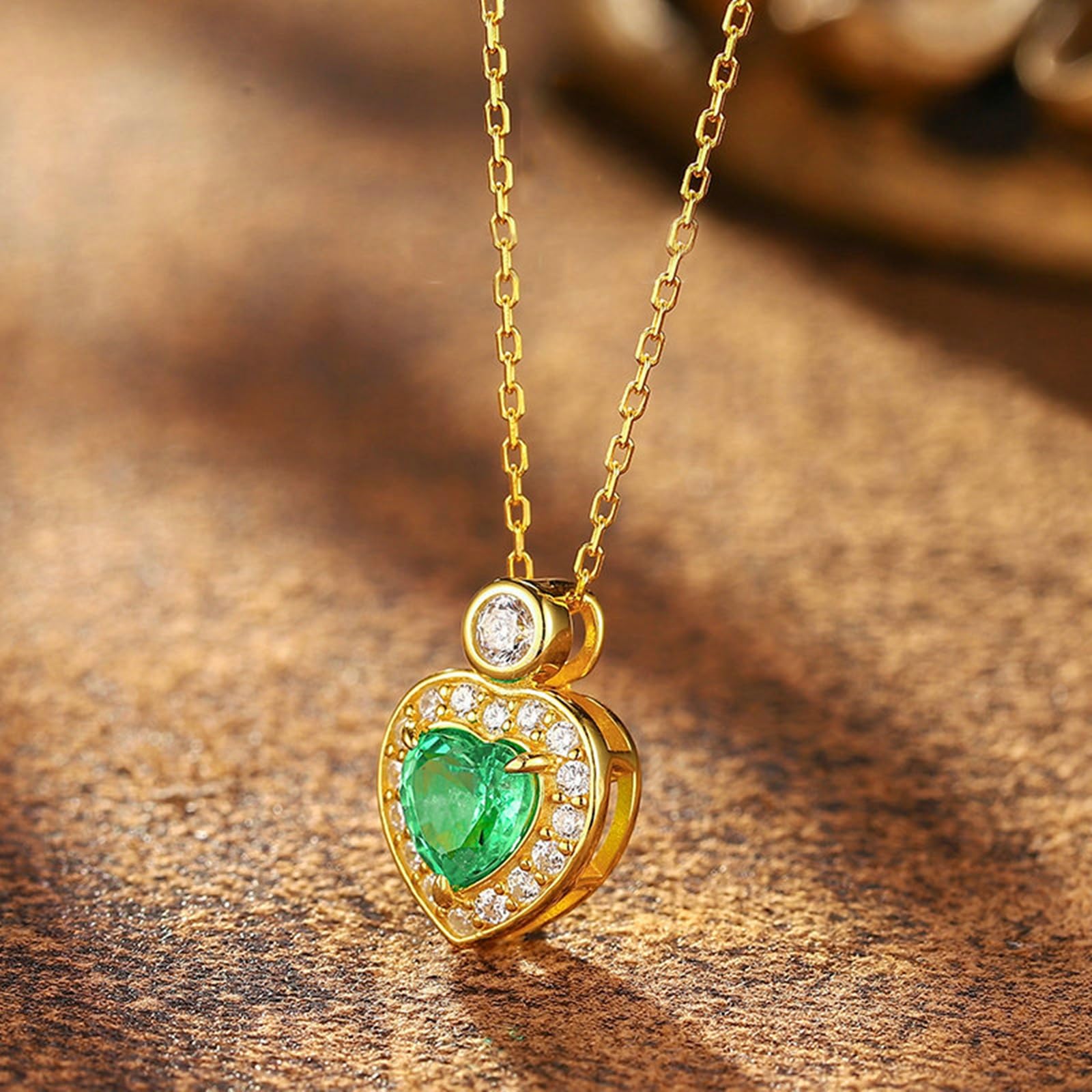 Collares largos con colgante para mujer, corazón de oro amarillo de 9 quilates, 14 quilates y 18 quilates con esmeralda y moissanita creada en laboratorio de 1,5 quilates, collar de novia para