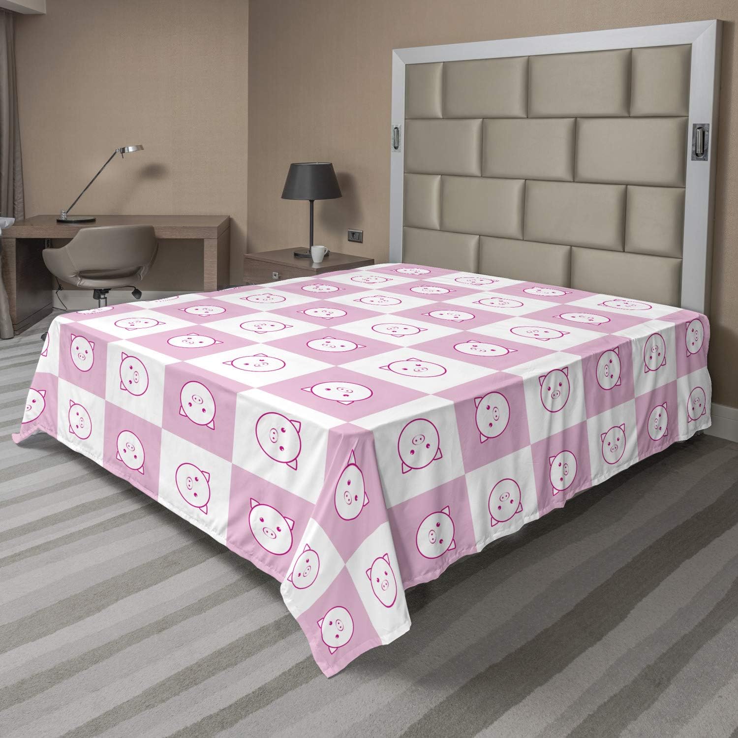 Ambesonne Checkered Flat Sheet, Squares with Funny Happy Piggy Faces Girls Pattern, Soft Comfortable Top Sheet Decorative Bedding 1 Piece, Queen Size,