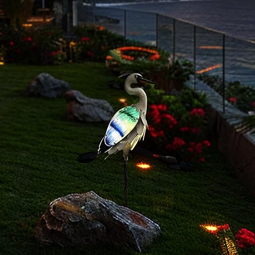 Miniatura 4 de HONGLAND Estatua de grúa de metal solar para jardín, escultura de garza de cristal al aire libre, decoración de pájaro costero del océano para