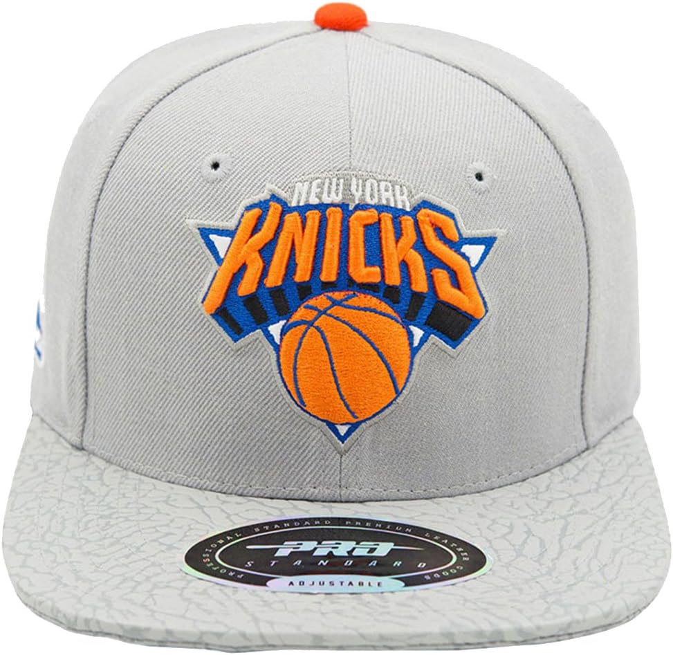 Men's NBA New York Knicks Team Logo Strapback Hat Cool Gray