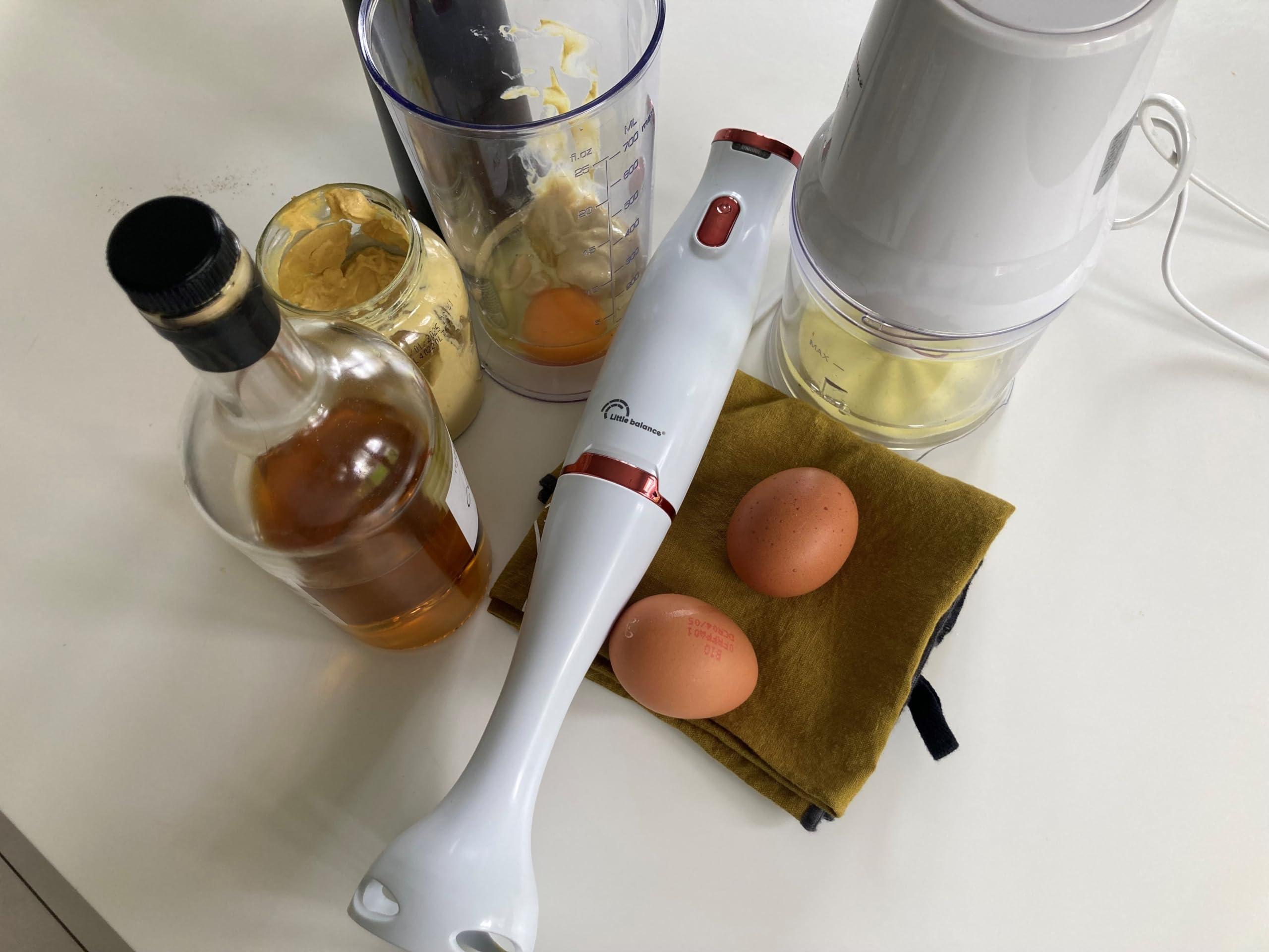 LITTLE BALANCE 8703 Easy Soupe, Mixeur plongeant pour les soupes, smoothies, sauces, compotes et aliments pour bébé, Anti-éclaboussures, 400 W, Blanc/Rouge