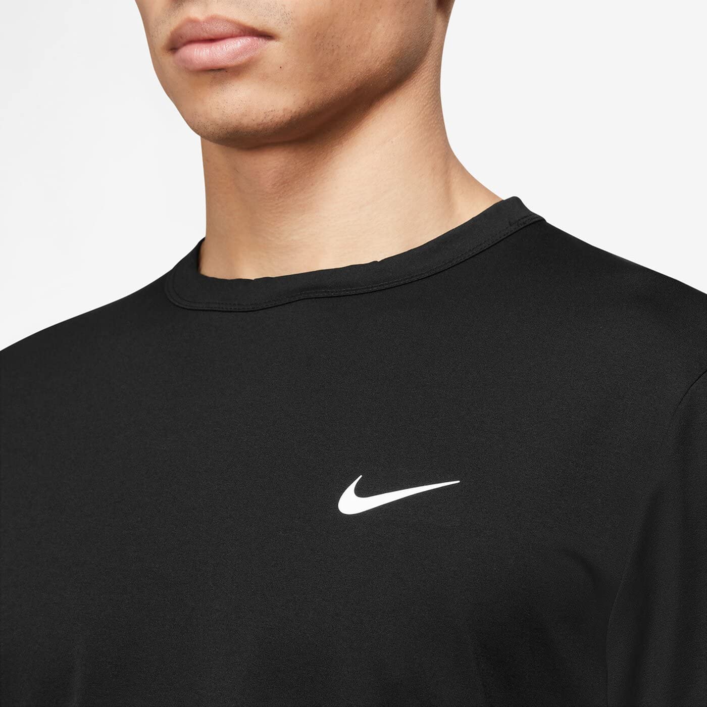 Nike Hyverse Vielseitiges Nike Dri-FIT UV Kurzarm-Oberteil für Herren, DV9839