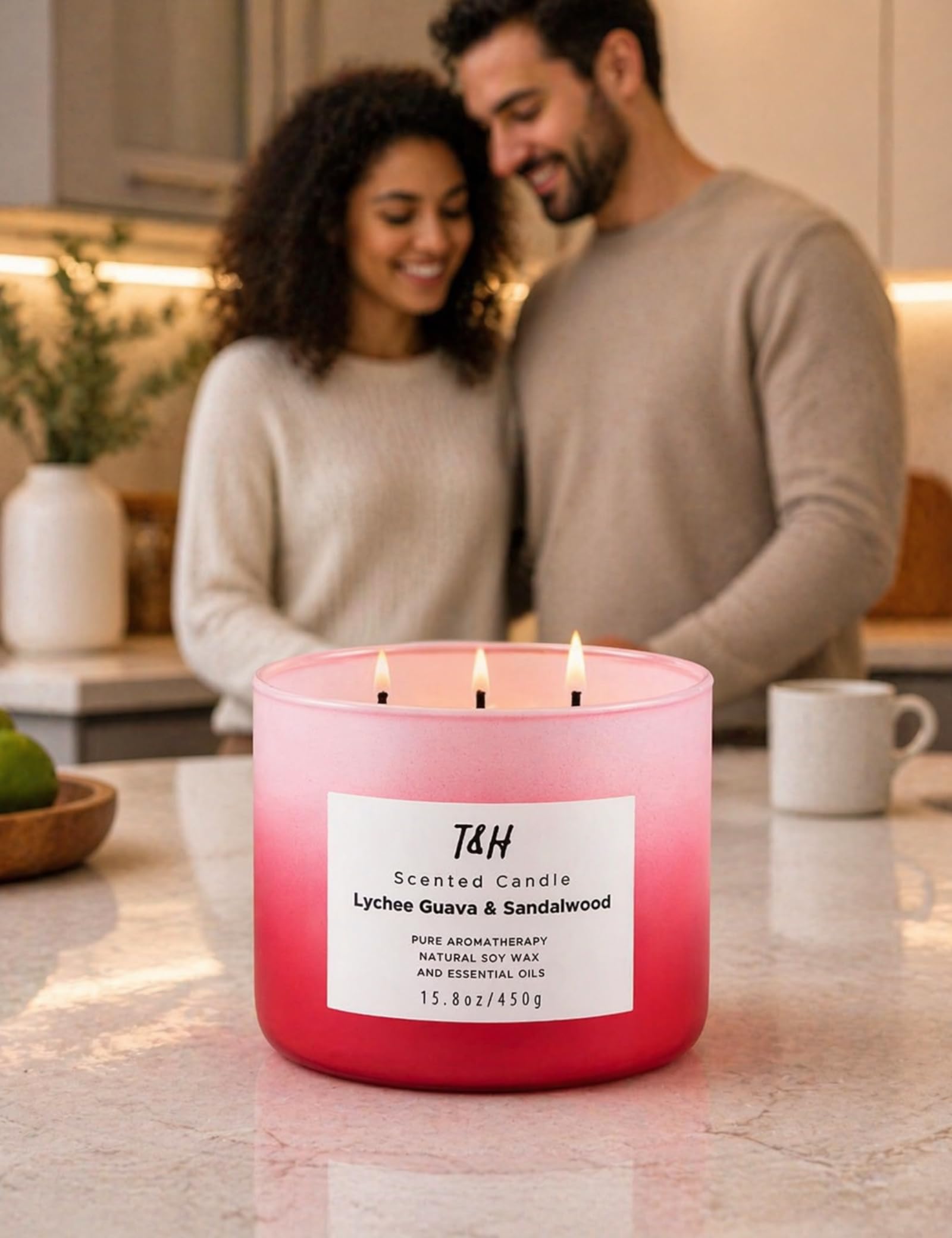 Lychee Guava e Sandalo Candela per la casa, candela di soia naturale a 3 stoppini, candela calmante per aromaterapia, regalo per donne e uomini, candela rilassante grande da 450 ml, altamente
