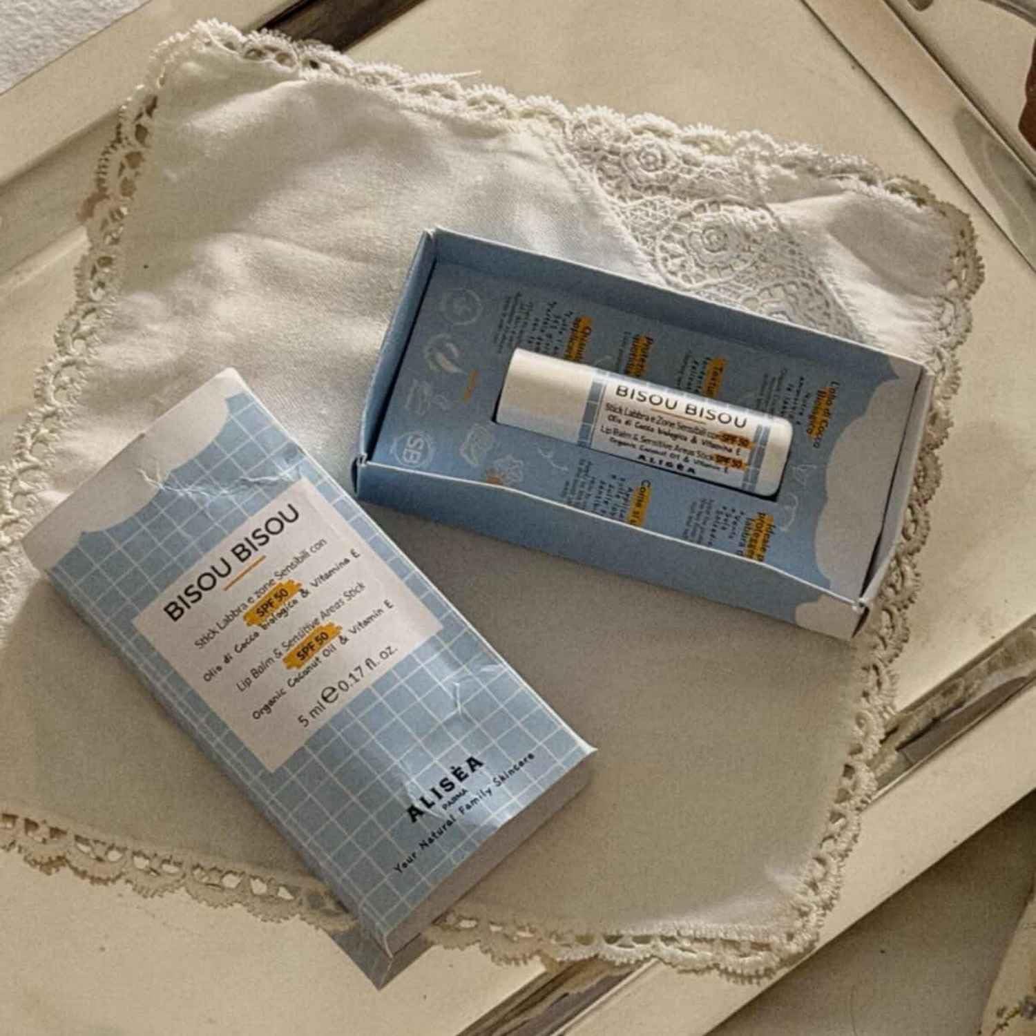 Bisou Bisou Stick SOS zone sensibili e labbra SPF50