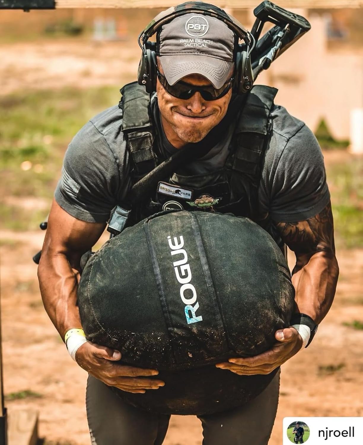 Shellback tactical Physical Fitness Training Vest – Adjustable Weighted Workout Vest for 10x12 Training Plates