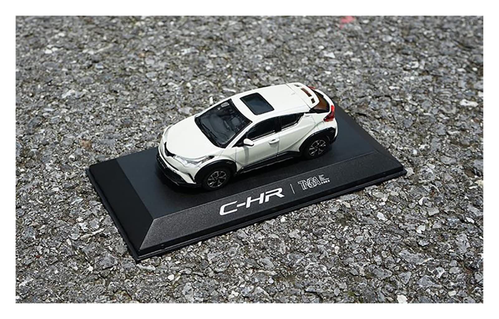 1:18