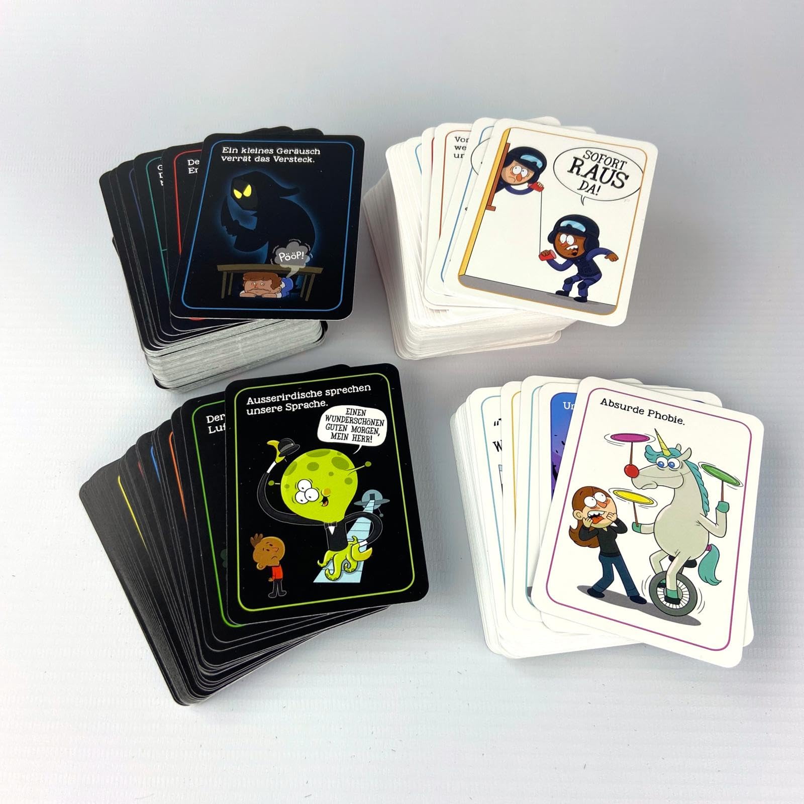Filmklischee-Bingo: Das lustige Kartenspiel für deinen Filmabend | Gemeinschaftsspiel für Jugendliche und Erwachsene. Das perfekte Geschenk für Filmfans ab 12 Jahren