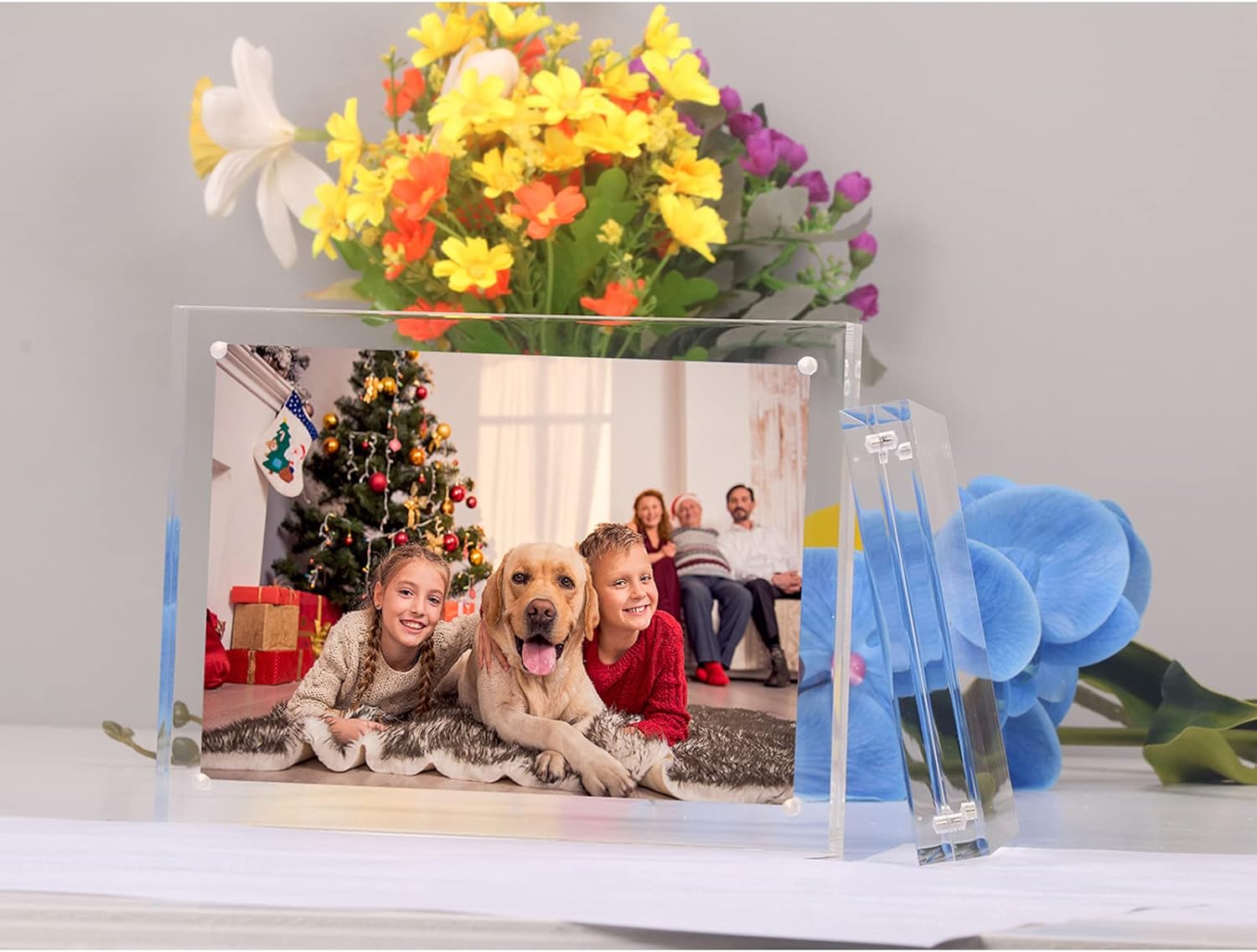 NIUBEE 4x6 Acrylic Frame 3 Packs, Picture Frame 20mm Thicker Block, Clear Frameless Acrylic Frames Double Sided,Magnetic Desktop Frames for Picture Display | Greeting Cards | Souvenirs