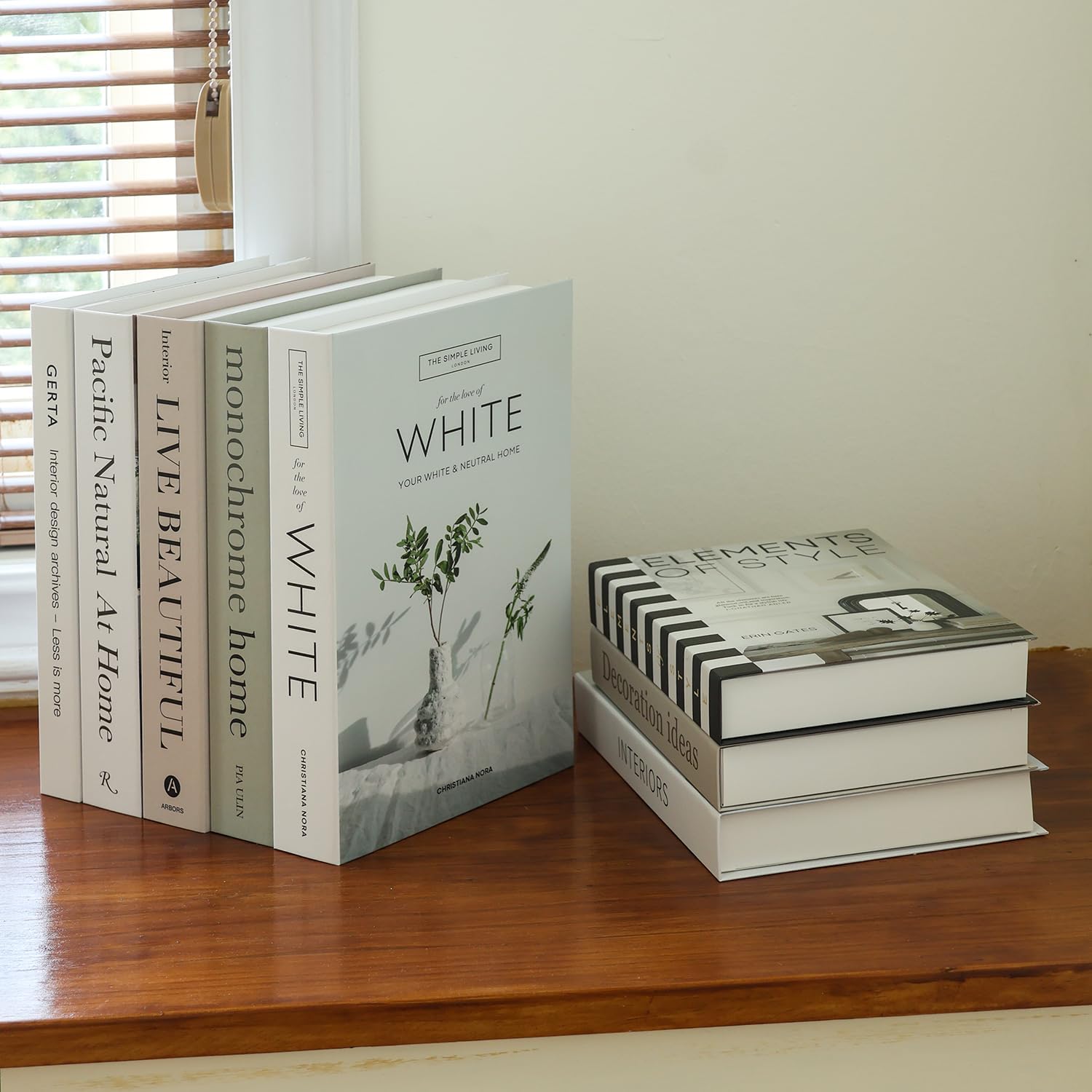 8 Pcs Decorative Books for Home Decor -Faux Books for Decoration - Coffee Table Decor Book，Modern Fashion Decoration Book Set, Bookshelf, Living Room Decoration with Fake Book