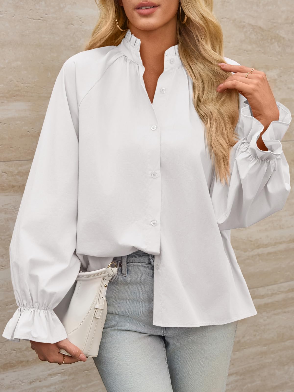 Tankaneo Camisas de manga larga abombada con botones para mujer, plisadas, cuello en V, blusas de algodón holgadas, blusas casuales con volantes