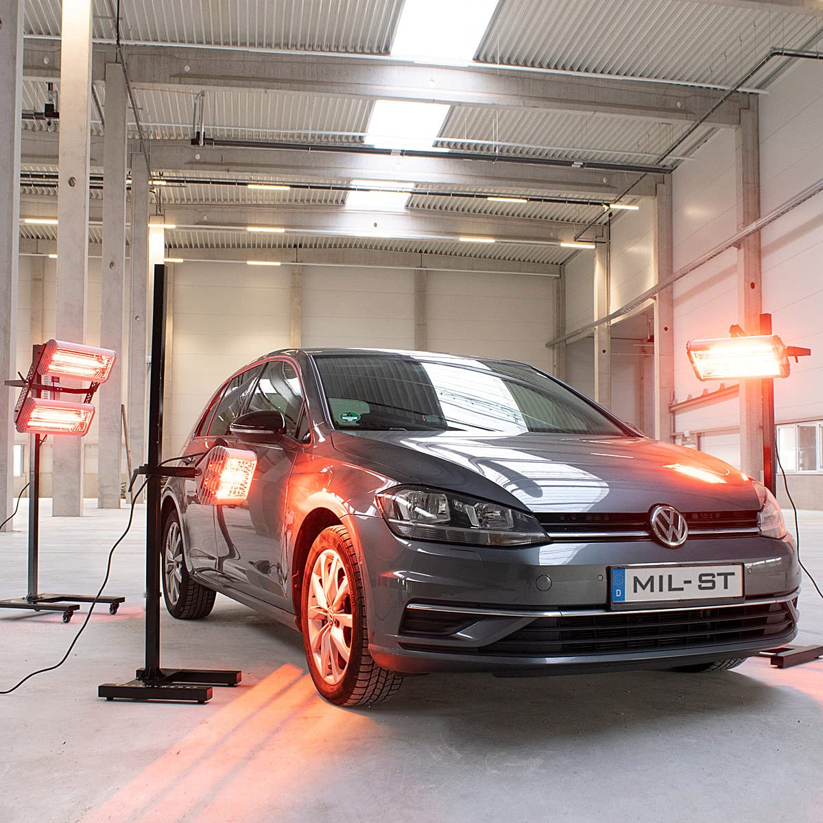 STAHLWERK Infrarot Lacktrockner IL-1200 ST mit 1.200 Watt und Stativ, leistungsstarker Infrarottrockner/IR Strahler/IR Trockner zum professionellen Trocknen von Autolack, Grundierungen uvm.