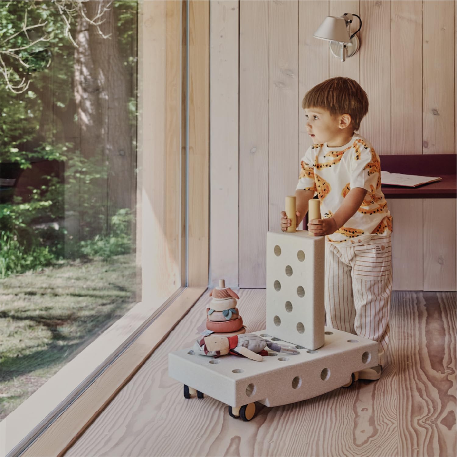 Zabawka marki Modu. Model 20-częściowy. Zestaw startowy Modu Playsystem Explorer von 0-6 Jahre - piaskowy szary/miód Yello