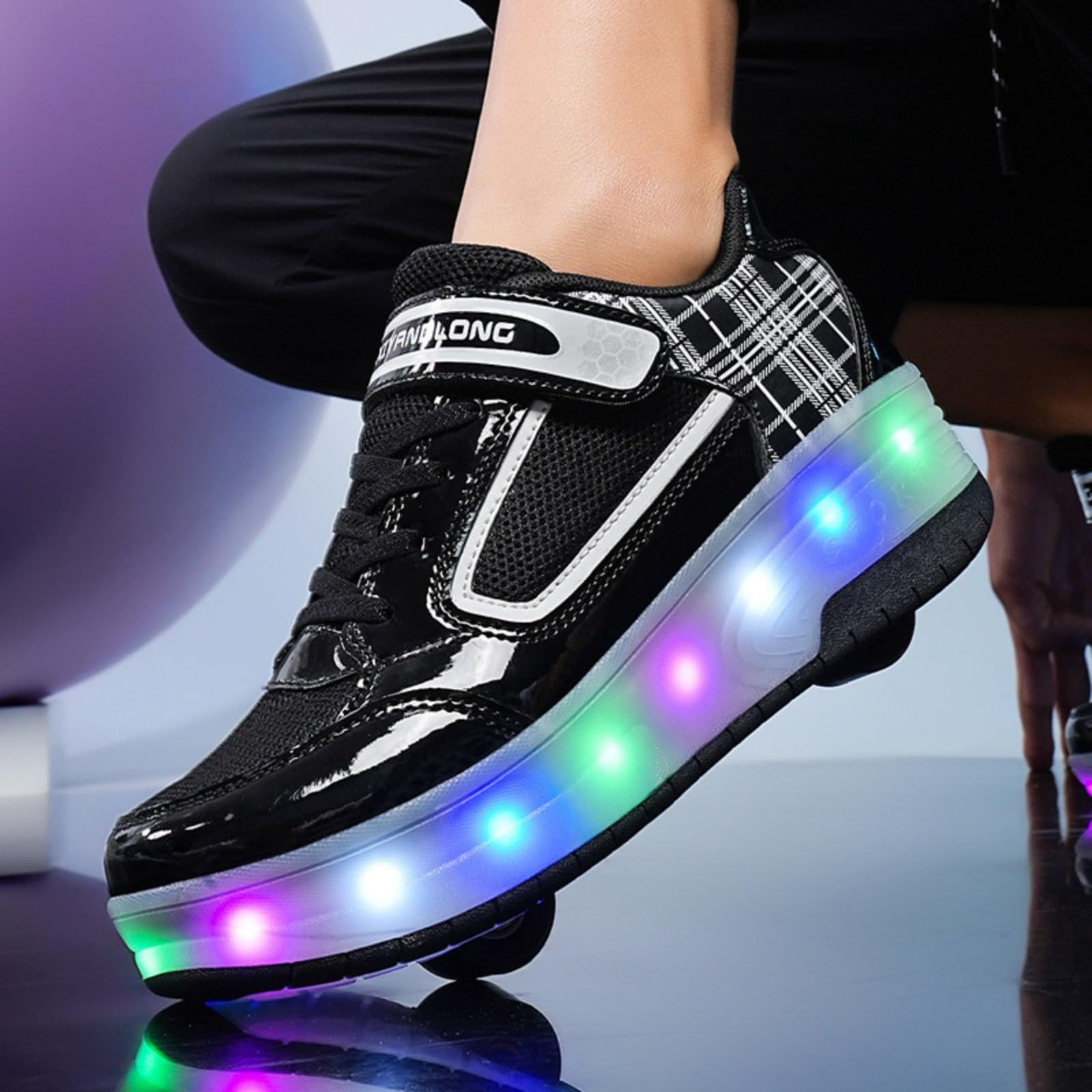 Fansu Zapatos de Patinaje con Ruedas para Niños y Niñas con Luz LED Ajustable, 2 en 1 Zapatillas con Ruedas y Luces para Niñas Niños USB Calzado Zapatillas Deportivas