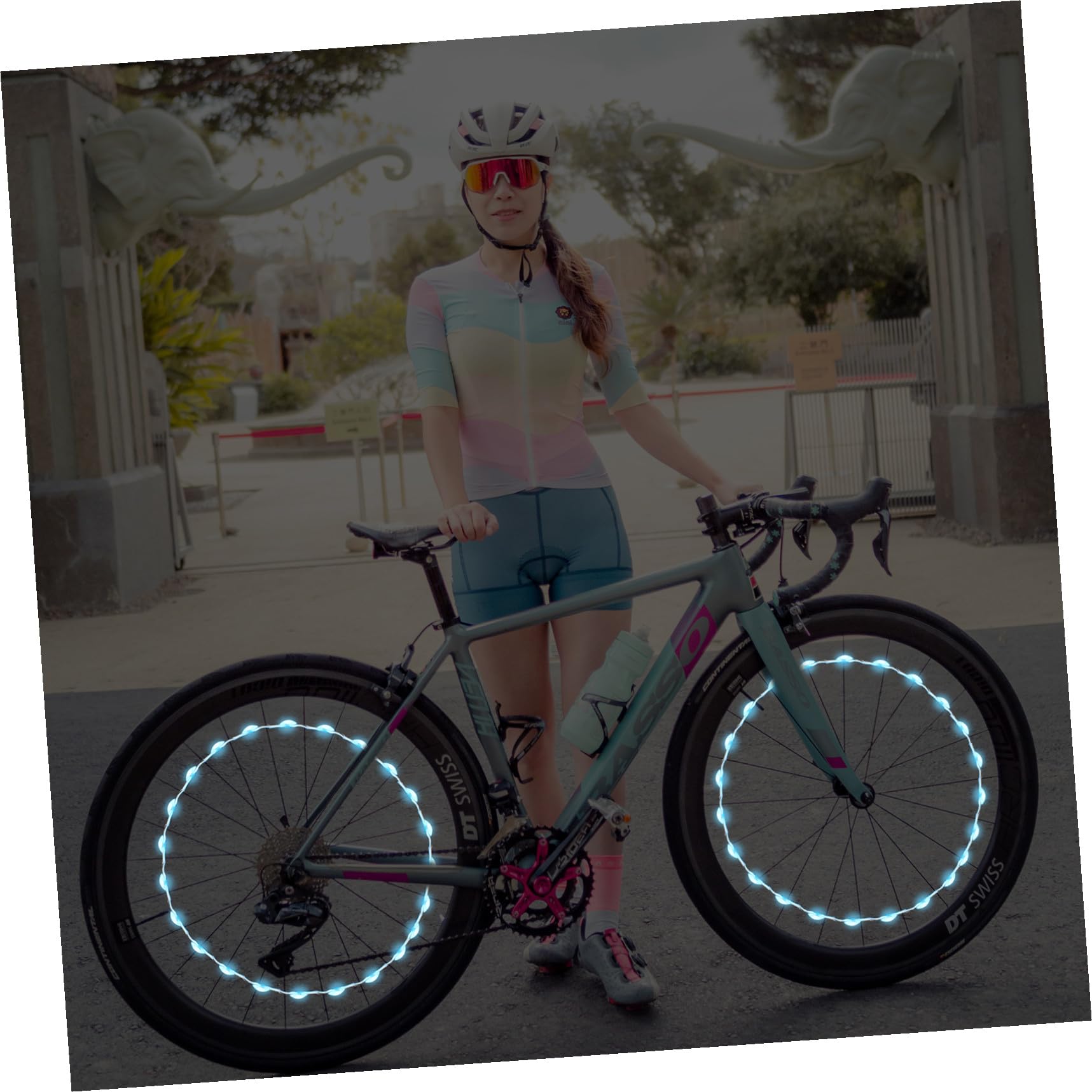 LIOOBO Vélo Lumière Dirigé Devant Réfléchissant Arrière Lumières Parlait Rechargeable Veilleuse De Vélo Lumière De Rayon De Roue Light Night LED Black Abdos