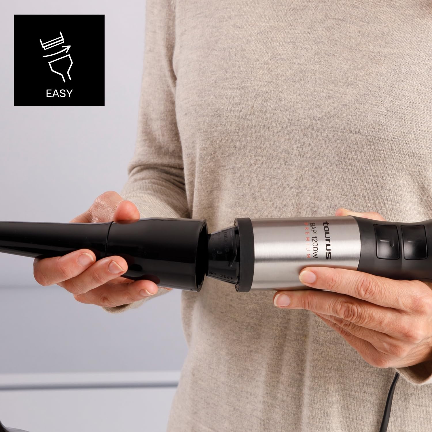 Taurus BAPI 1200 Premium Full Set - Batidora de mano 1200W | Regulador de 20 velocidades ajustable | Función Turbo | Cuchillas de acero inox | incluye accesorios| Diseño ergonómico | Vaso medidor