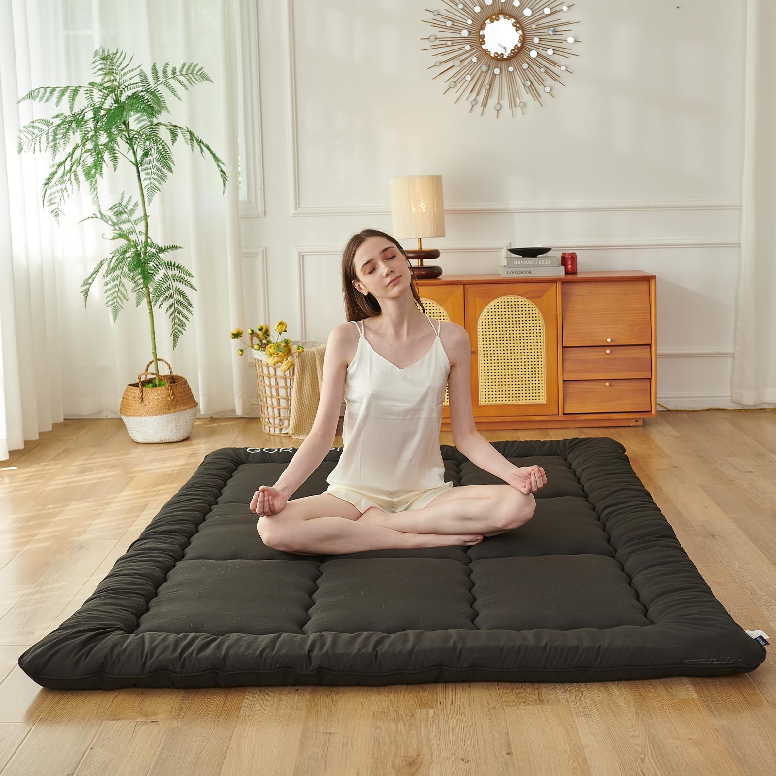 Queen Size Japanese Floor Futon Foldable Futon Mattress for Floor Tatami Mattress Portable Rollaway Bed for Guest Playmat for Kids Tatami Sleeping Pad Japanese Mattress for Adults Black A