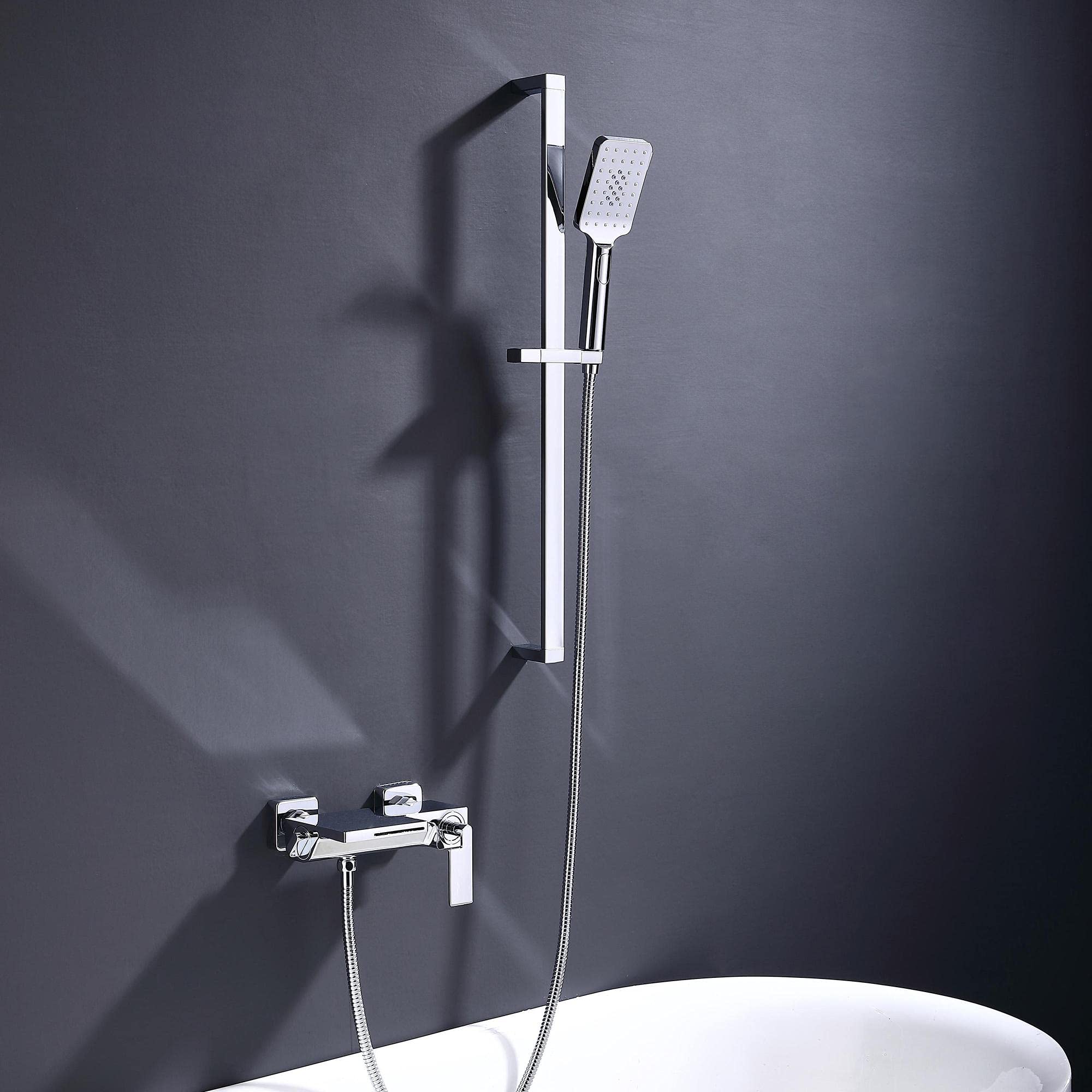 Robinet cascade baignoire mural pour optimiser l'espace de douche
