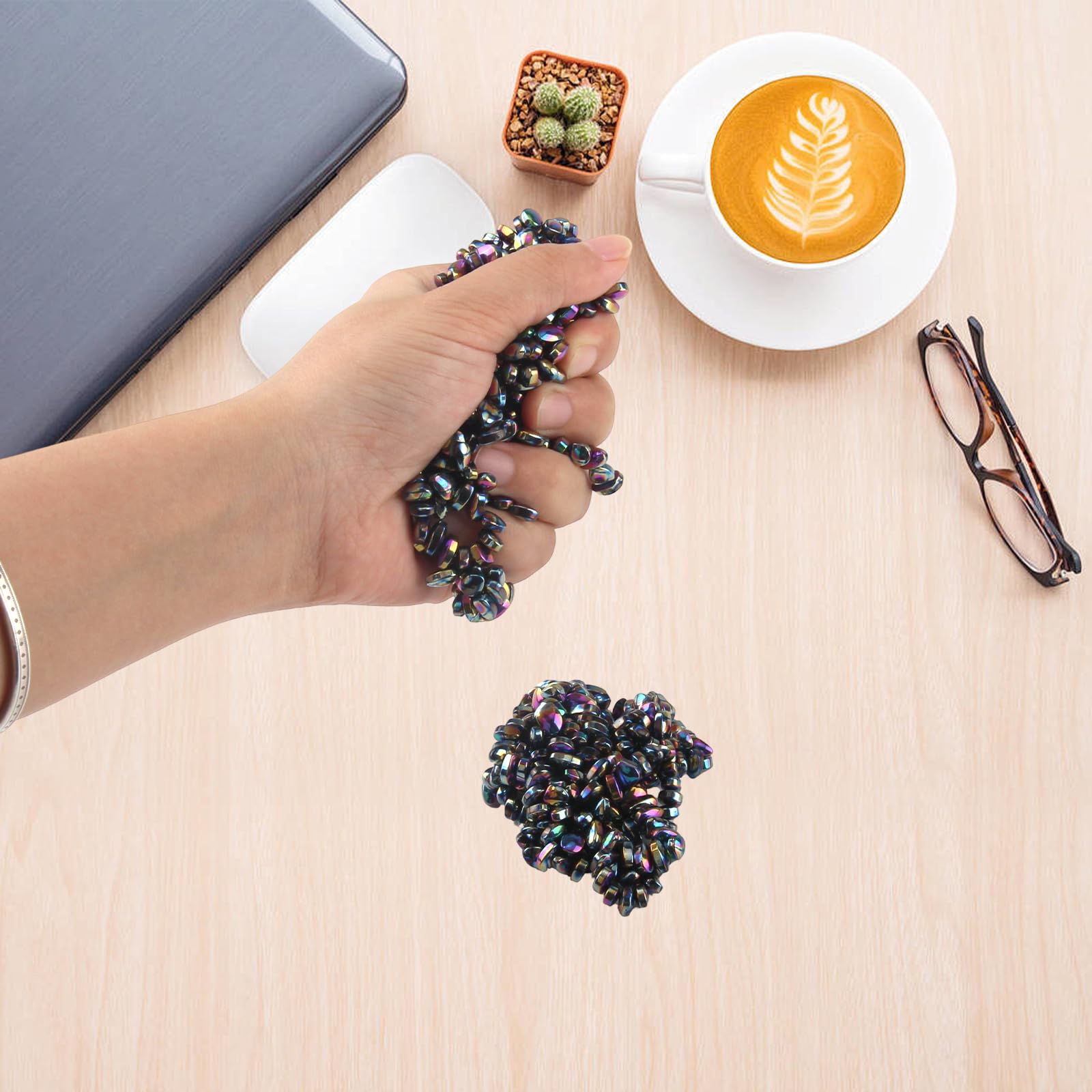 600+ Imanes Piedras de Colores Descompresión Magnetic Balls Imanes 4 Grandes Bolas Magnéticas Coloridas con Caja de Hierro Piedras Magnéticas para Ansiedad Pasatiempo Novedades Regalos