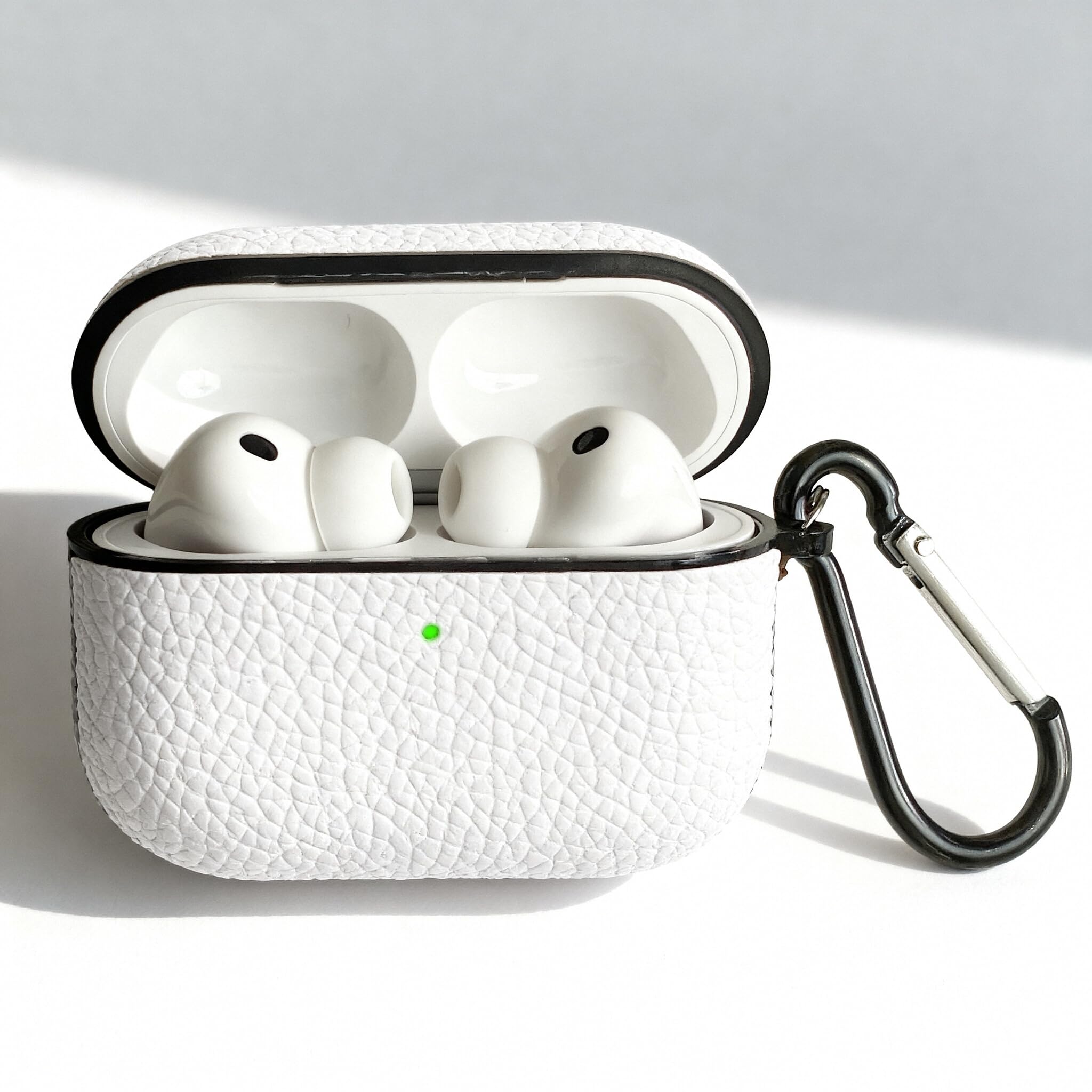 for Leather AirPods Pro 3 Case 2025|Cute Hard Air Pods Pro 3 Case (Model A2700​​/A2931)|with Keychain|Retro Airpod 3 Pro Cases for Man Women(White)