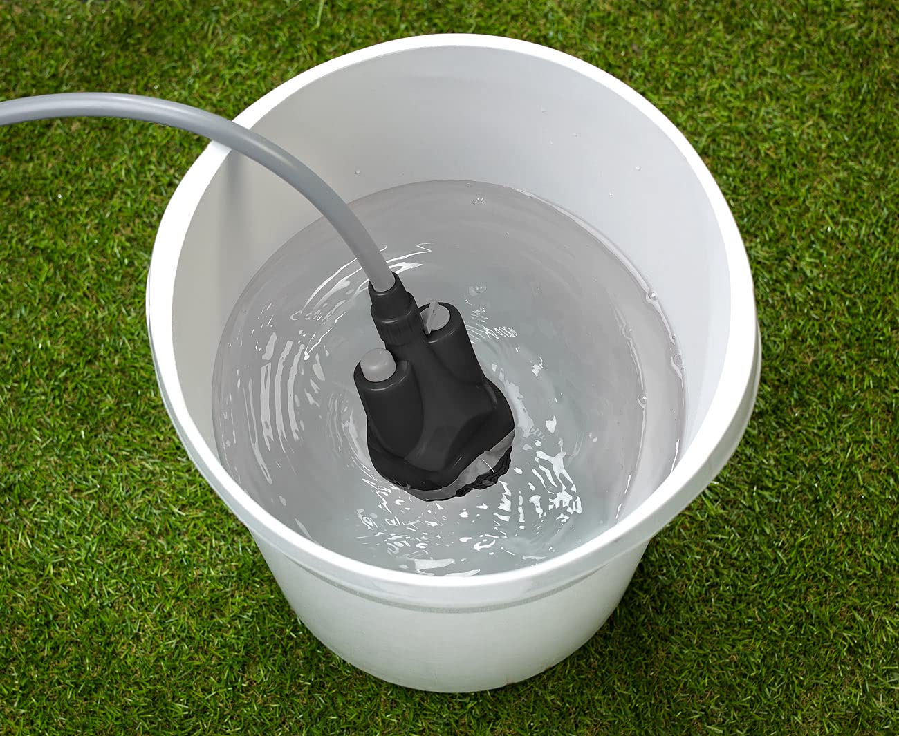 Douche nomade de camping électrique avec batterie [Semptec Urban Survival Technology]
