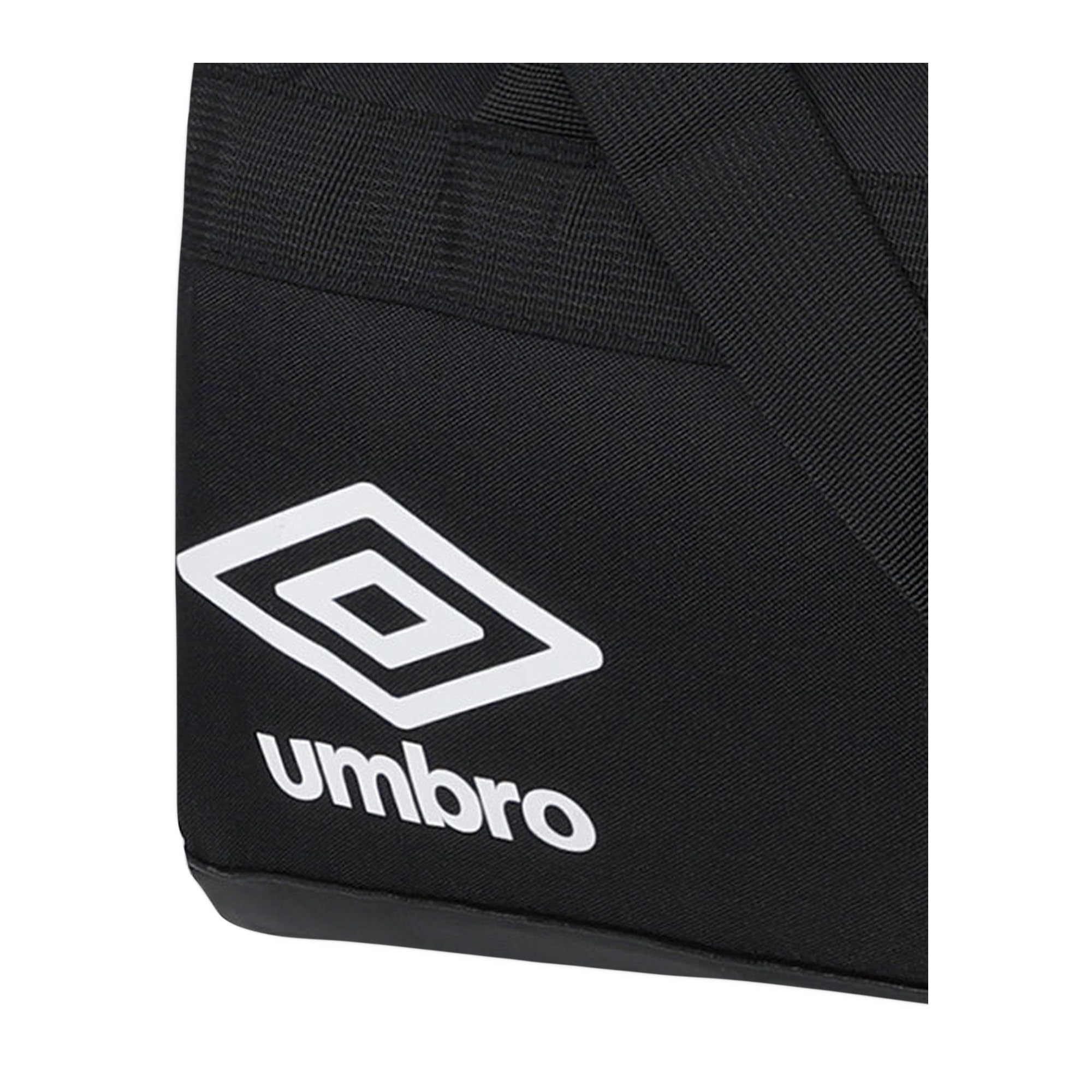 Umbro - Reisetasche Team Training 2 (25 cm x 60 cm x 25 cm) (Schwarz/Weiß)
