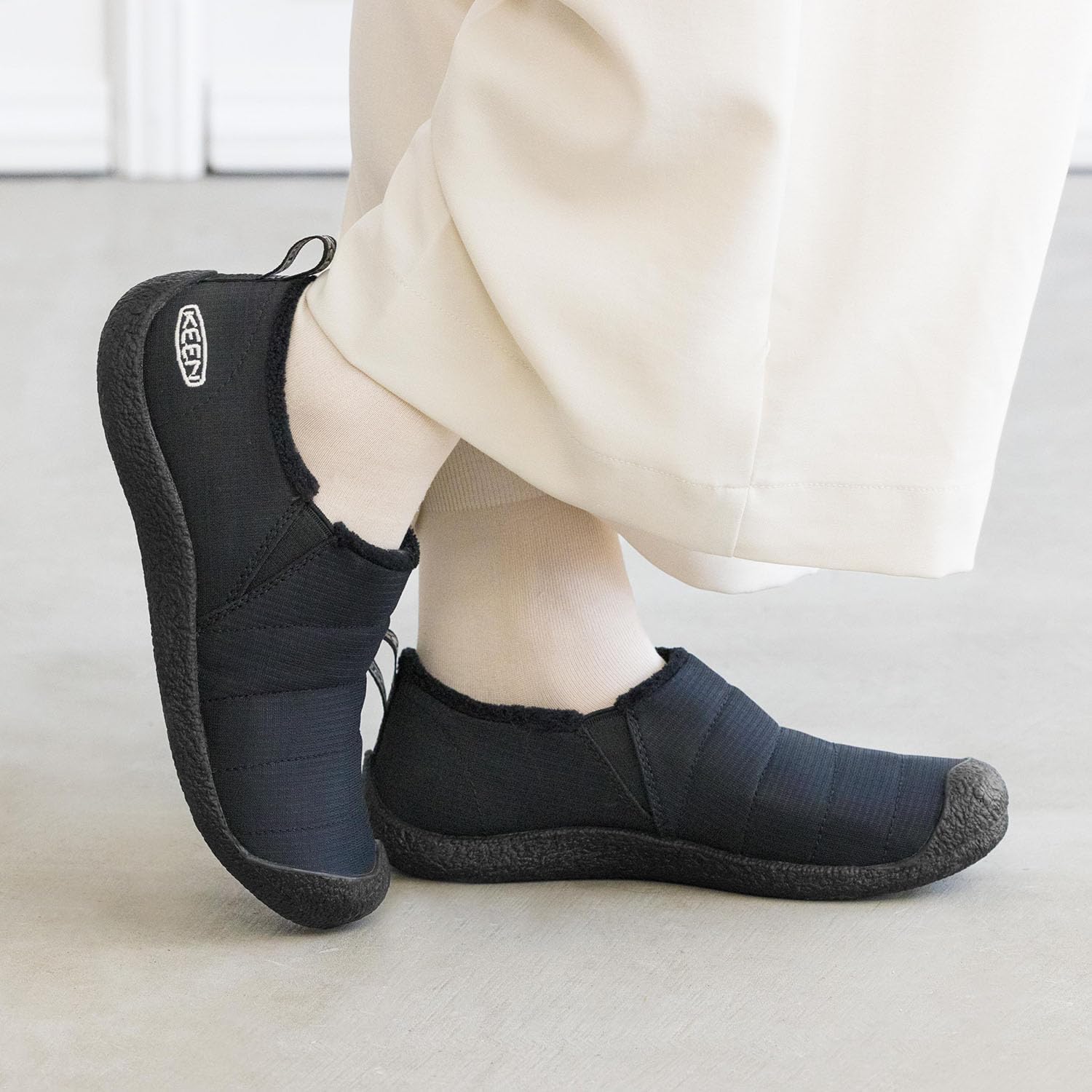 KEEN Women's Howser 2 Casual Comfy Durable Slippers