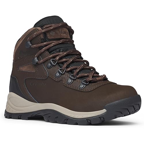 Columbia Women's Newton Ridge Plus Hiking Boot