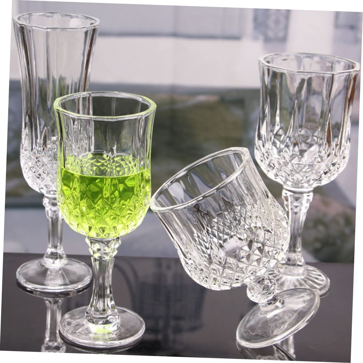 4 Stück Teiliges Kristallglas Diamantgravur Frostige Weingläser für Rotwein Cocktails und Wasser Elegante Kelche mit Hohem Stiel für Partys Restaurants und Besondere Anlässe