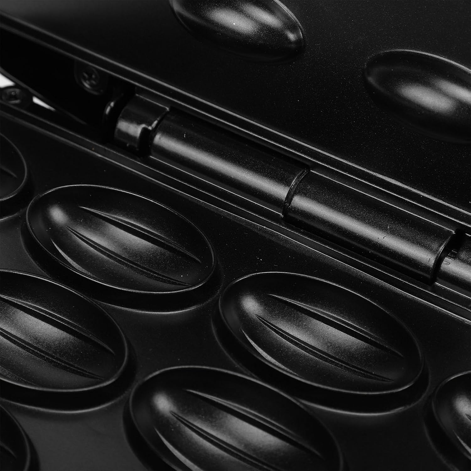 Yosoo Double Sided Walnut Cookie Maker, Non Stick Electric Nut Waffle Bread Machine with Automatic Temperature Control, for Crispy Delicious Walnut Shaped Cakes and Snacks (US Plug 110V)