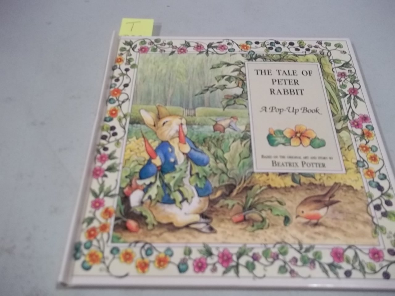 The Tale of Peter Rabbit; a Pop-Up Book : Amazon.com.mx: Libros