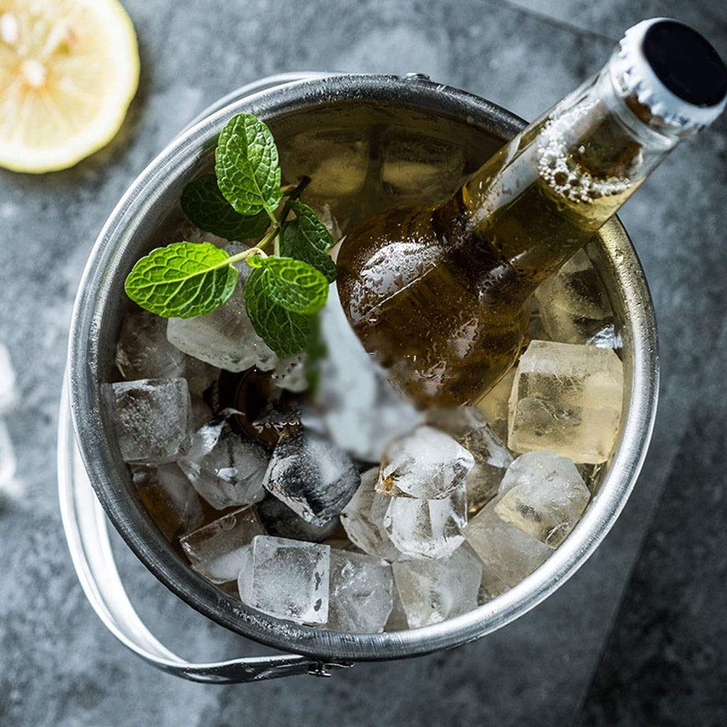 Ein Eiskübel Edelstahl Eis Eimer mit Griff für Haushalt Getränk Eis Eimer Bock Bier Cocktail Eis Eimer Garten Pflanzung Bewässerung Eimer Eiskühler Sektkühler Eiswürfelbehälter ( Color : Silver )