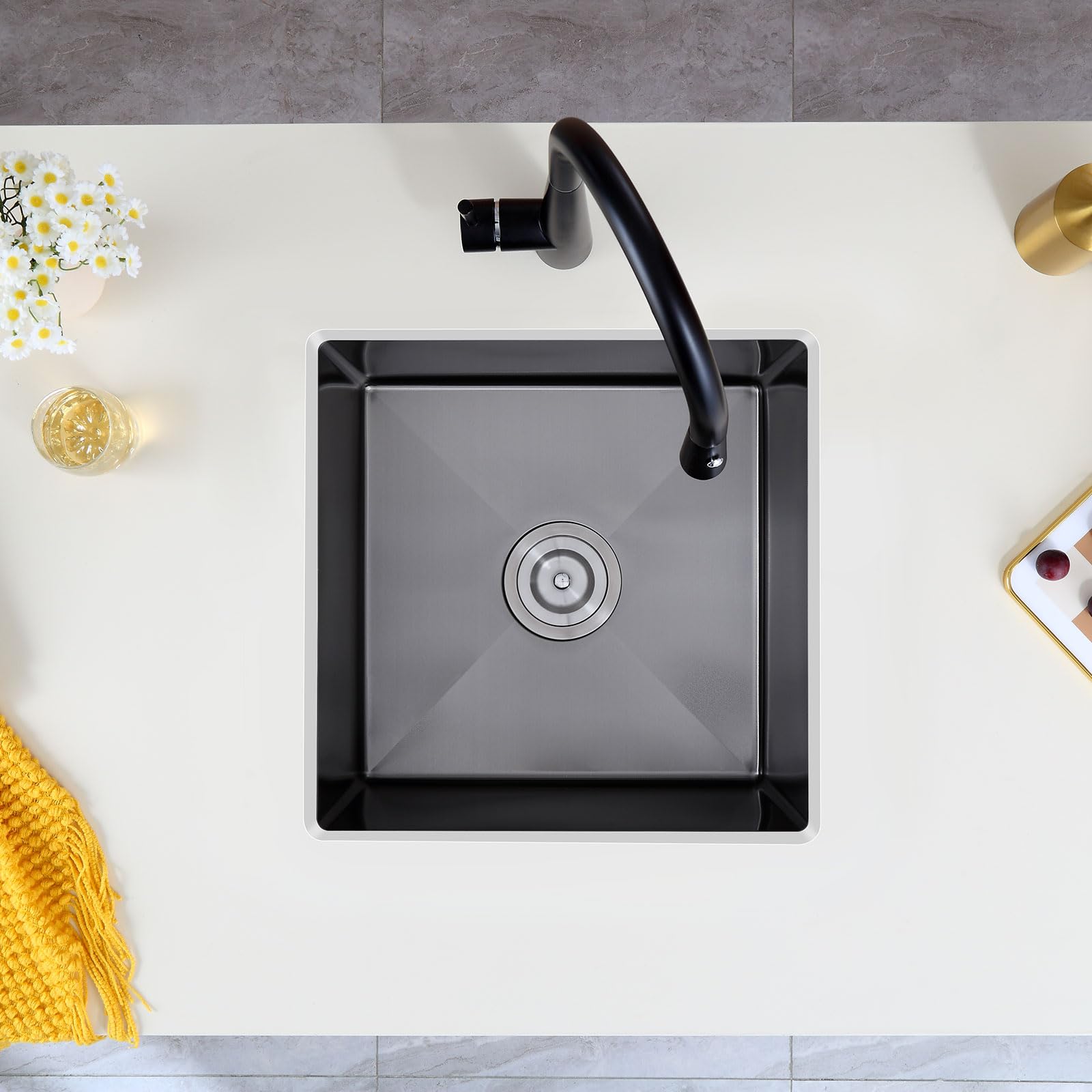 MENATT 18-inch Undermount Kitchen Sink Black, 18 Gauge